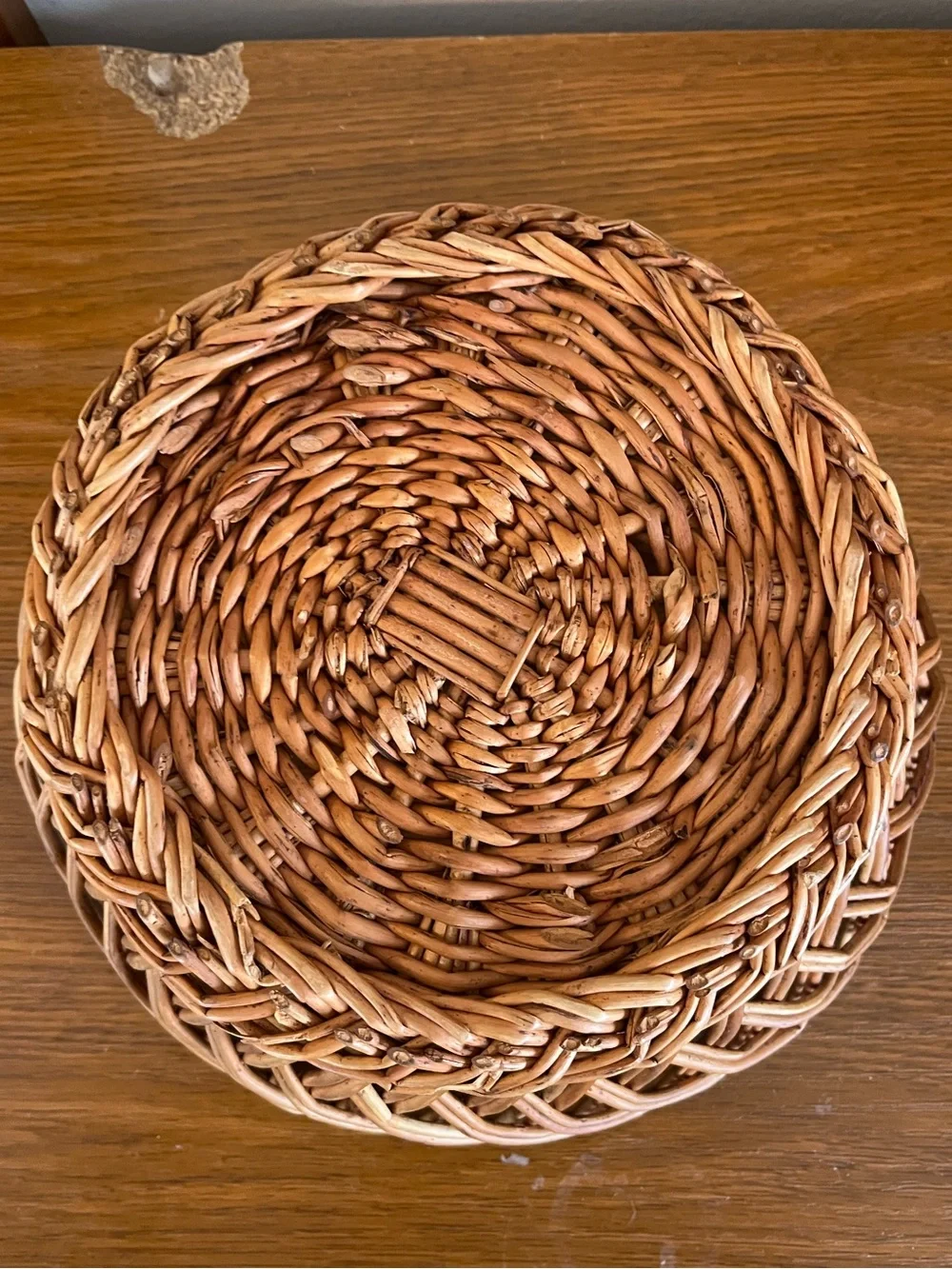 N/A woven rattan